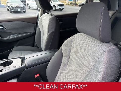 Used 2023 Nissan Rogue SV image 8