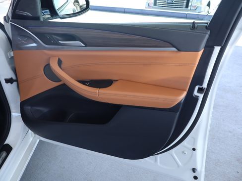 Used 2018 BMW X3 M40i w/ Premium Package image 39