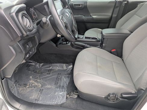 Used 2023 Toyota Tacoma SR image 13