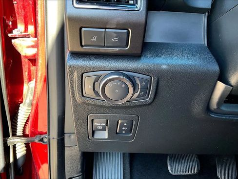 Used 2019 Ford Expedition Max Limited w/ Special Edition Package image 33