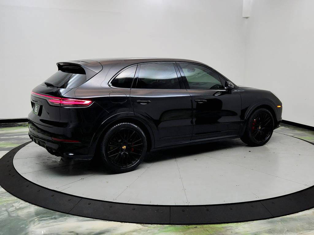 Used 2021 Porsche Cayenne GTS AWD/4WD image 4
