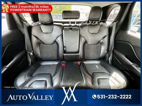 Used 2021 Jeep Cherokee Trailhawk image 34