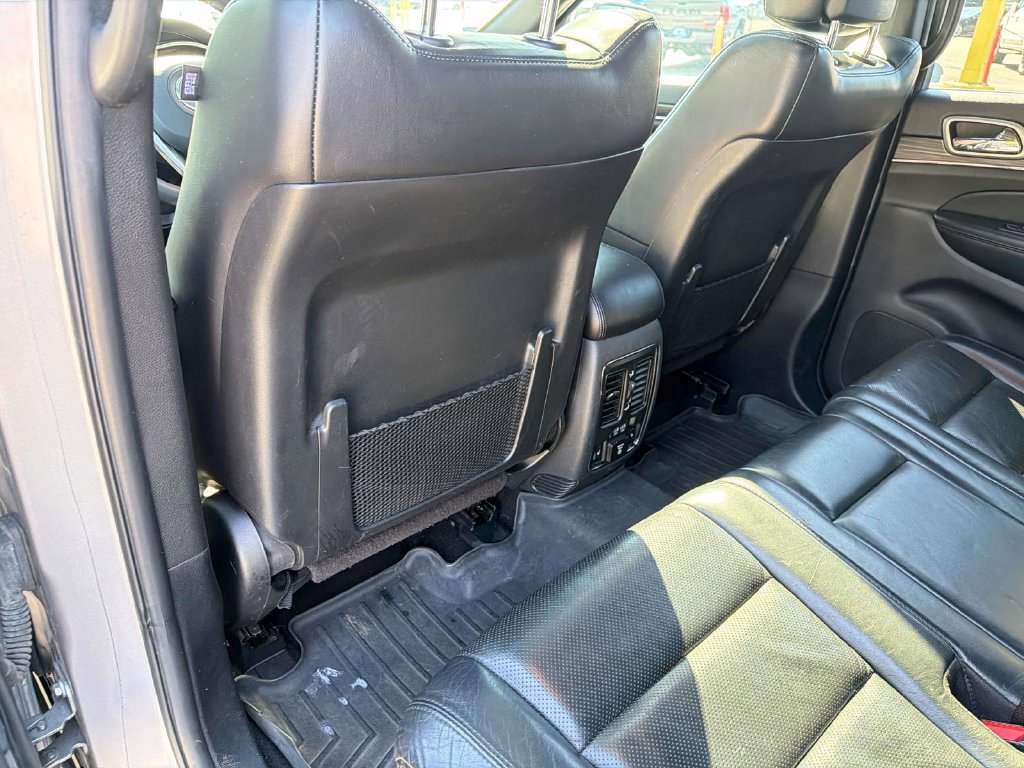 Used 2019 Jeep Grand Cherokee Limited w/ Luxury Group II AWD/4WD image 22