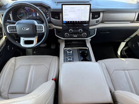 Used 2024 Ford Expedition Max Limited image 11