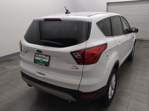 Used 2019 Ford Escape SE AWD/4WD image 7