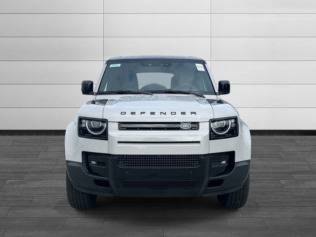 New 2026 Land Rover Defender 110 S AWD/4WD image 8