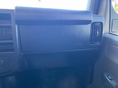 Used 2020 Chevrolet Express 3500 Extended w/ Driver Convenience Package RWD image 31