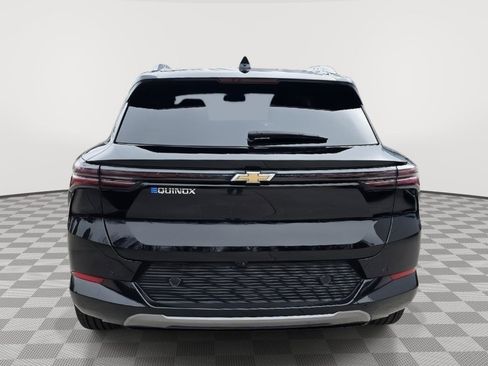 Used 2025 Chevrolet Equinox EV LT image 6