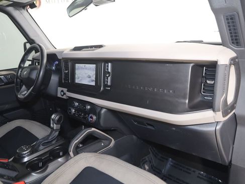 Used 2023 Ford Bronco Big Bend AWD/4WD image 40