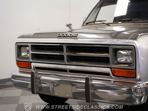 Used 1990 Dodge Ramcharger 2WD image 19