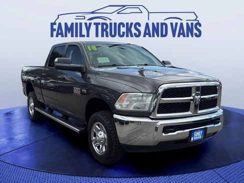 Used 2018 RAM 2500 Tradesman w/ Chrome Appearance Group AWD/4WD image 7