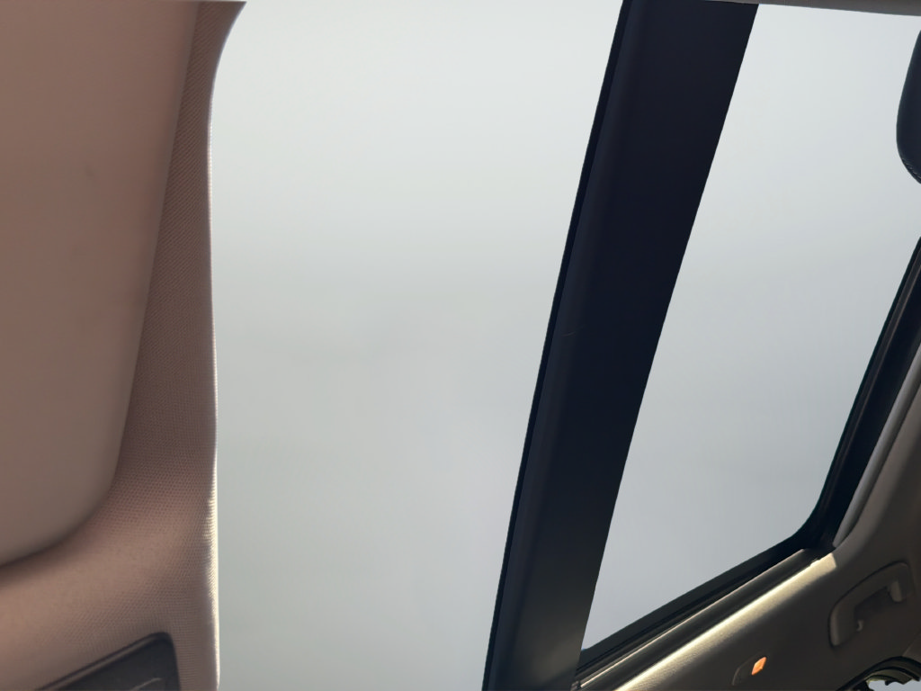 Certified 2025 Nissan Rogue SL w/ SL Premium Package FWD image 47
