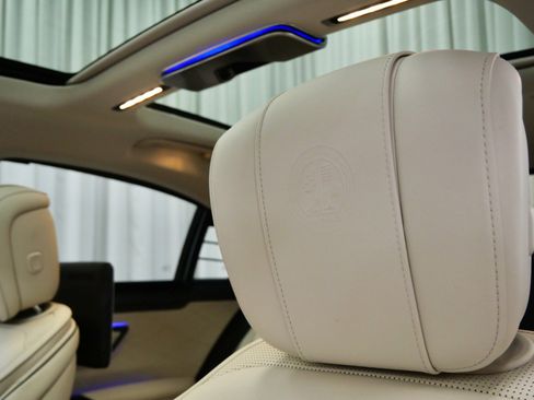 Used 2024 Mercedes-Benz S 63 AMG S image 33