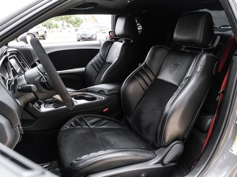 Used 2018 Dodge Challenger SRT Demon RWD image 32