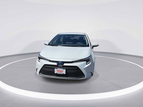 New 2024 Toyota Corolla LE image 3