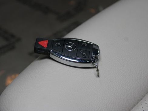 Used 2016 Mercedes-Benz E 350 4MATIC image 16