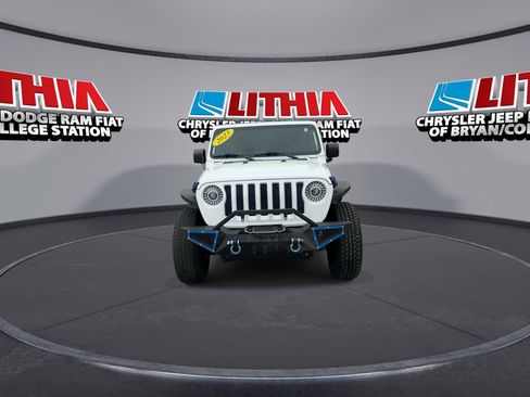 Used 2023 Jeep Wrangler Unlimited Sport AWD/4WD image 3