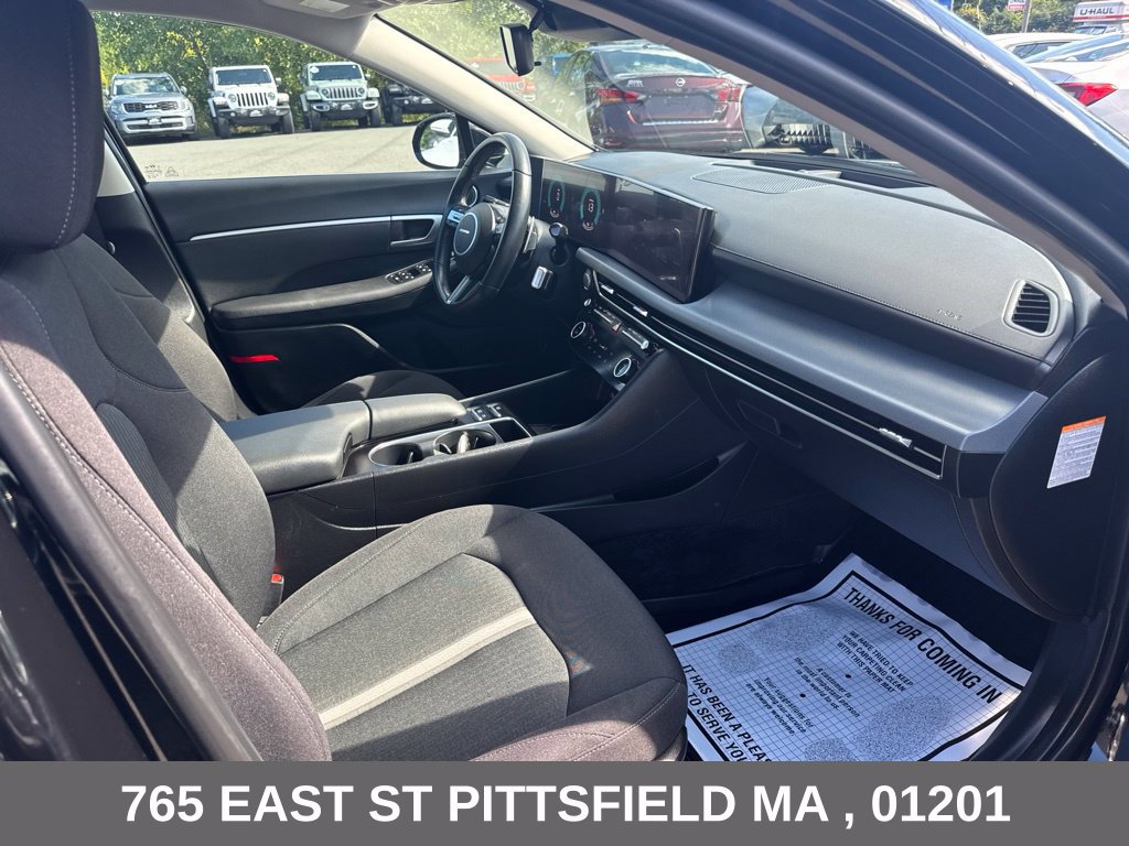 Used 2025 Hyundai Sonata SEL FWD image 20