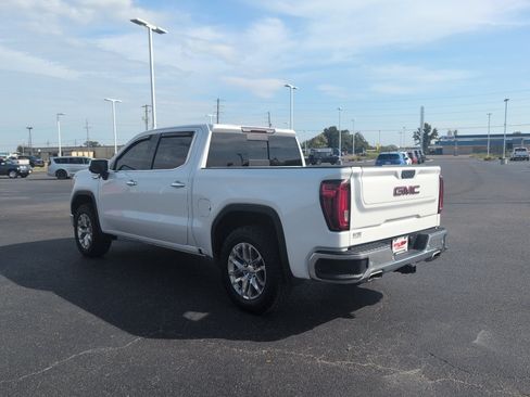Used 2019 GMC Sierra 1500 SLT AWD/4WD image 5