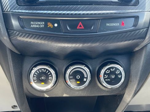 Used 2017 Mitsubishi Outlander Sport ES FWD image 24