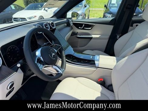 New 2026 Mercedes-Benz GLC 300 4MATIC image 14