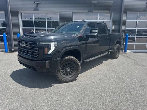 Used 2024 GMC Sierra 2500 AT4 w/ AT4 Premium Plus Package AWD/4WD image 1