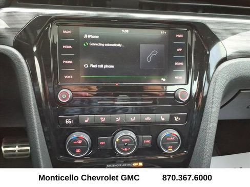 Used 2020 Volkswagen Passat 2.0T R-Line image 27