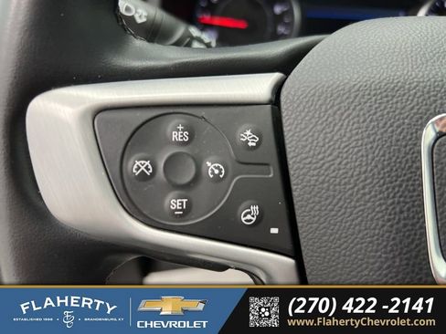 Used 2024 GMC Terrain SLT AWD/4WD image 25