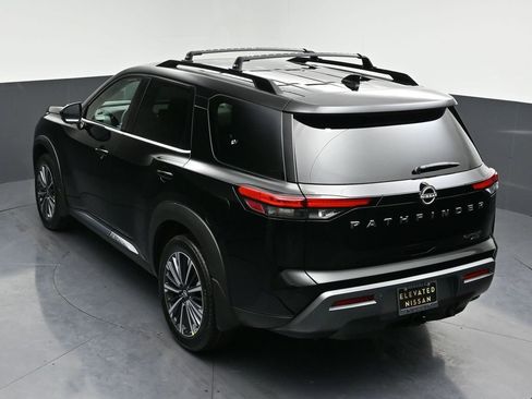 New 2026 Nissan Pathfinder Platinum image 28