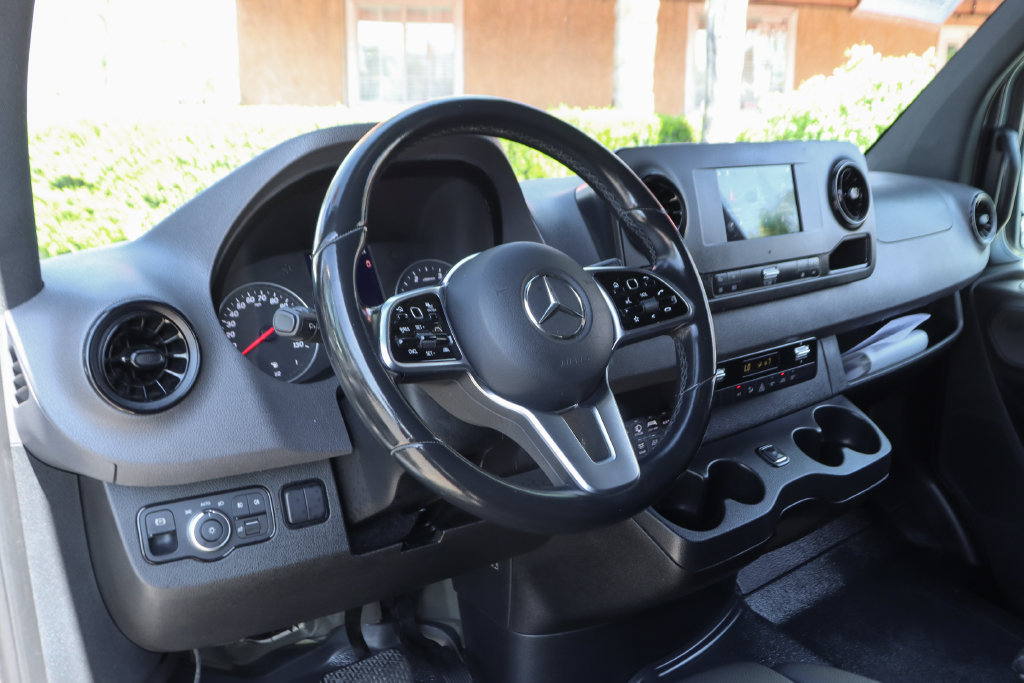 Used 2022 Mercedes-Benz Sprinter 2500 image 23