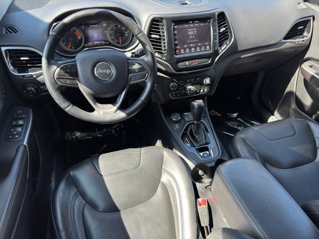 Used 2019 Jeep Cherokee Limited AWD/4WD image 10