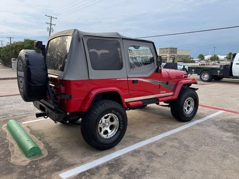 Used 1995 Jeep Wrangler SE image 6