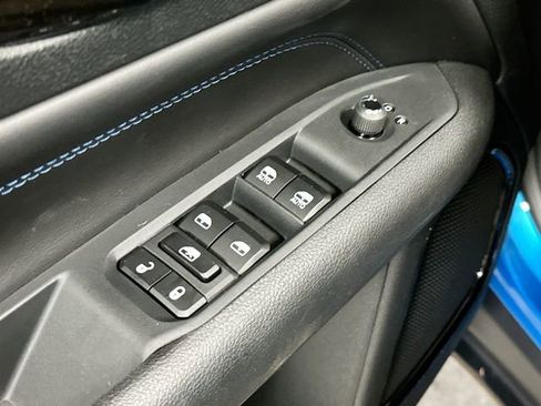 New 2026 Jeep Compass Limited image 18