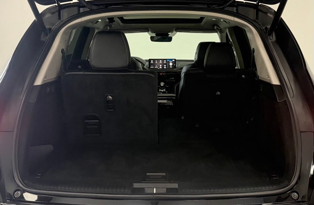 Used 2022 Acura MDX w/ Technology Package AWD/4WD image 29