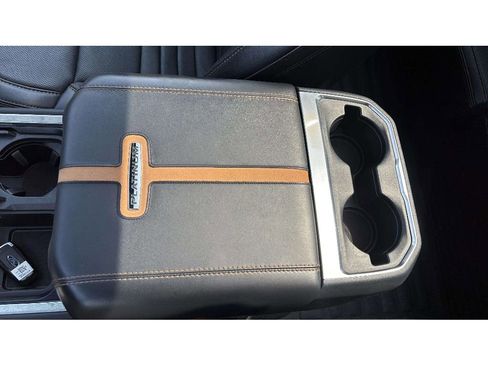 Used 2024 Ford F450 Platinum w/ FX4 Off-Road Package image 26