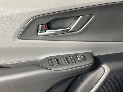 Used 2026 Toyota Prius XLE image 17