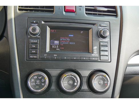 Used 2013 Subaru Crosstrek 2.0i Limited image 22