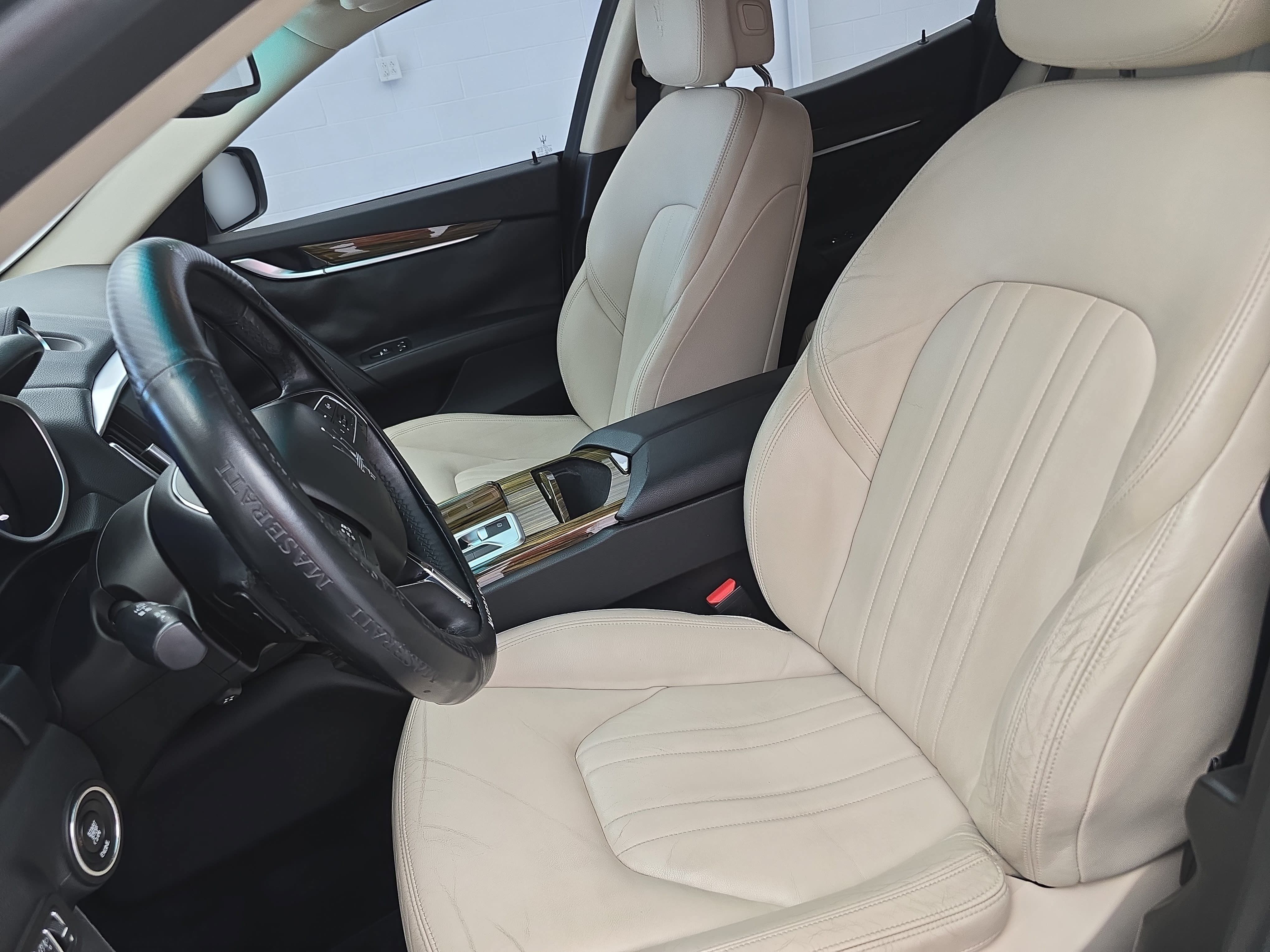 Used 2014 Maserati Ghibli RWD image 14