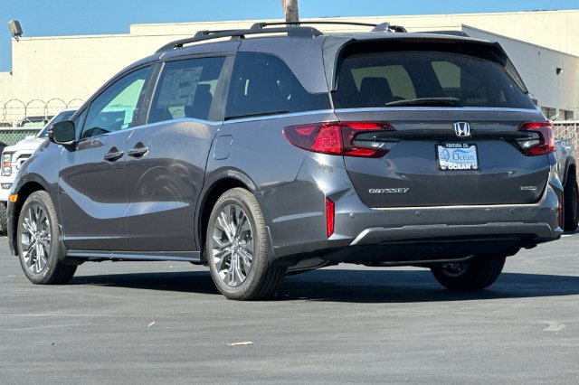 New 2027 Honda Odyssey Touring image 6