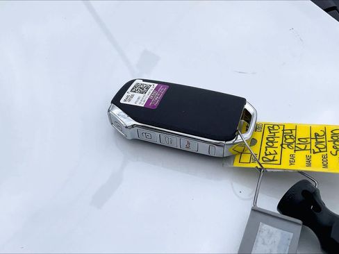 Used 2024 Kia Forte GT-Line image 14