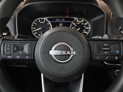 Used 2023 Nissan Rogue SV FWD image 24
