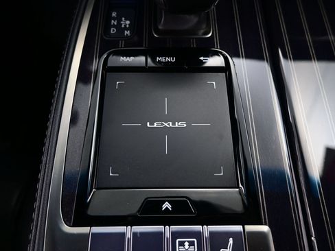 Used 2019 Lexus LS 500 AWD w/ Accessory Package (Z2) image 23