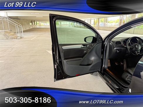 Used 2013 Volkswagen Golf 4-Door AWD/4WD image 31