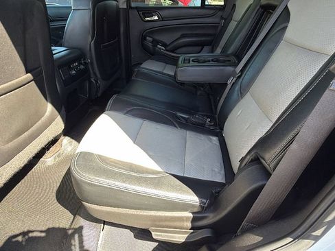 Used 2015 GMC Yukon SLE w/ Convenience Package AWD/4WD image 16