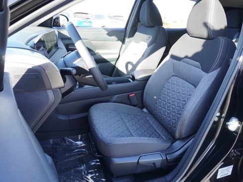 Certified 2025 Nissan Kicks SV image 13