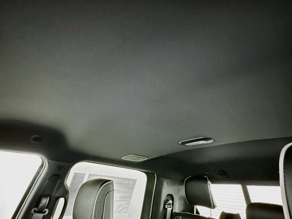 New 2026 RAM 3500 Laramie AWD/4WD image 14