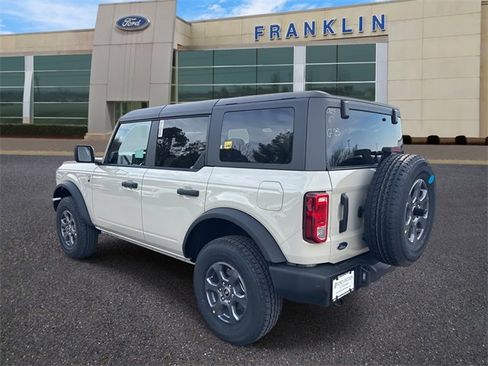 New 2025 Ford Bronco Big Bend image 5