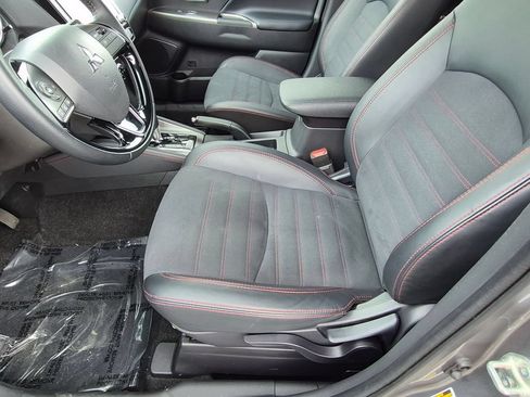 Used 2025 Mitsubishi Outlander Sport SE AWD/4WD image 24