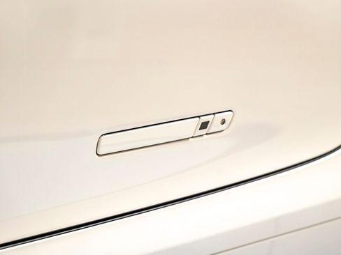 Used 2011 Mercedes-Benz SLS AMG Coupe image 28