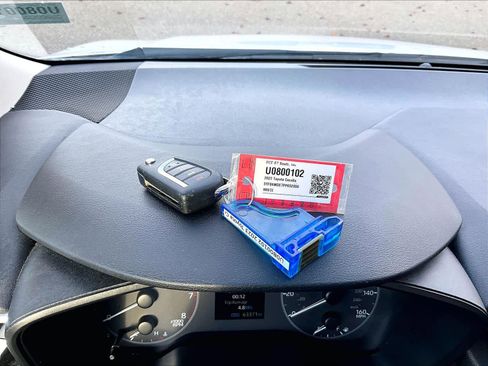 Used 2023 Toyota Corolla LE image 30